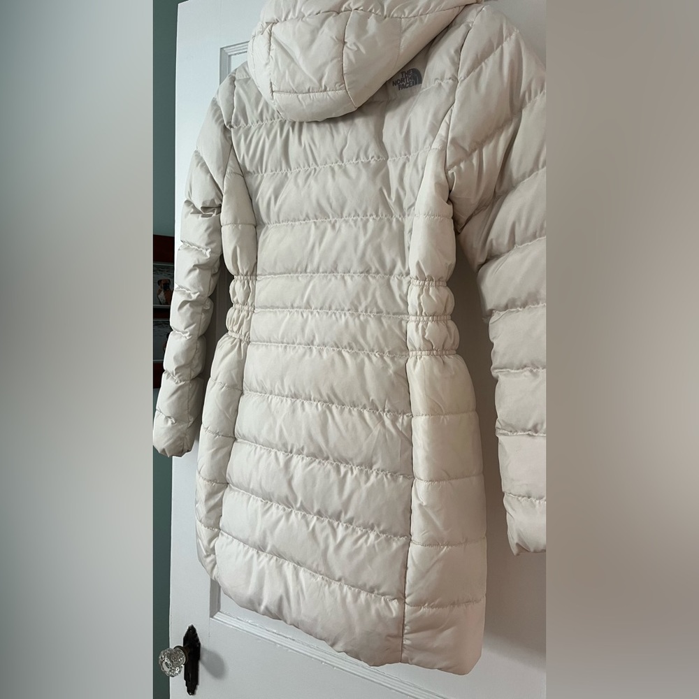 Small, Women’s, white, north face, puffer coat